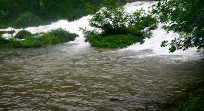 大自然天然山泉泉水流水小溪溪流