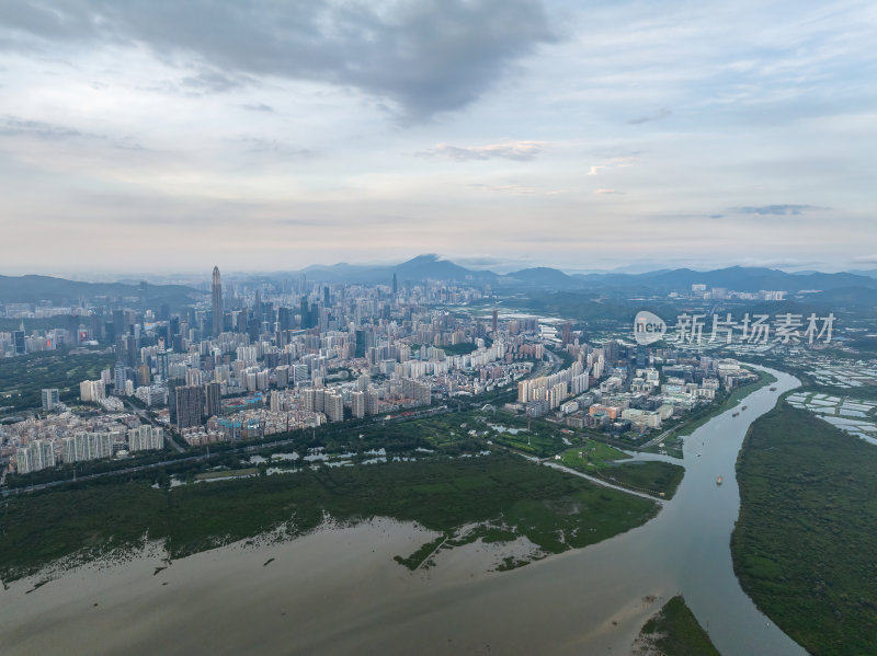 广东大湾区深圳前海湾涂滩日落城市夜景航拍