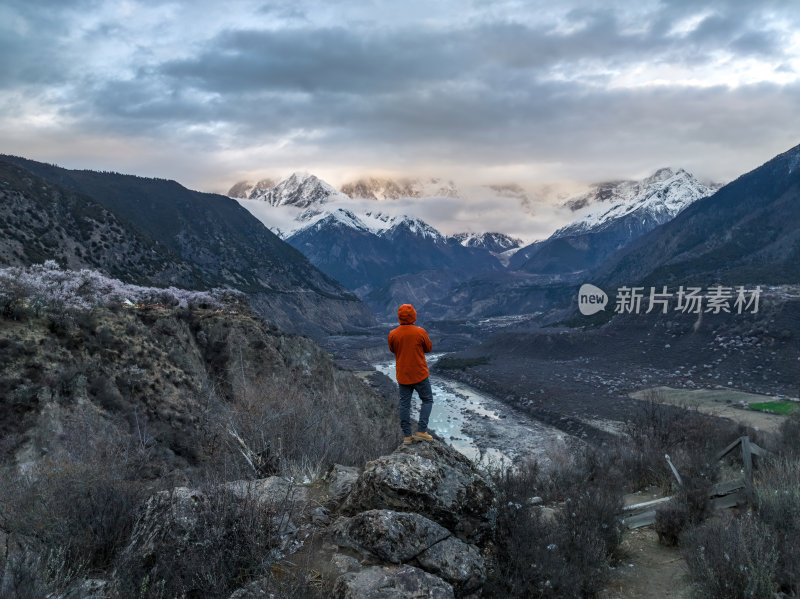 西藏林芝索松村南迦巴瓦峰雪山航拍