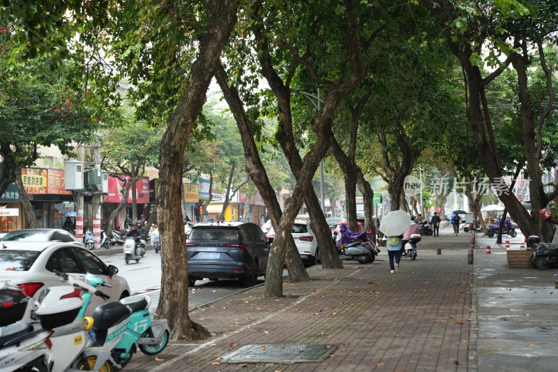 南宁市街景、中尧路