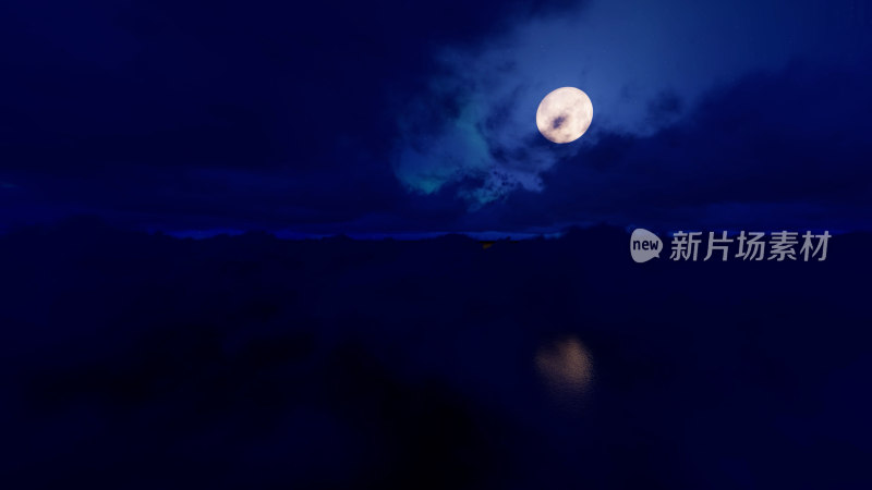 深夜 乌云 海面月亮