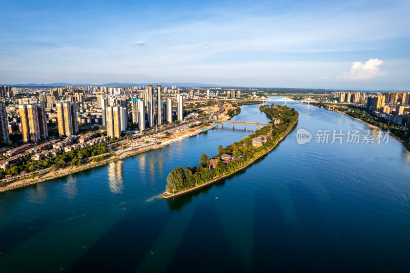 湖南衡阳湘江东洲岛夏日城市风光航拍