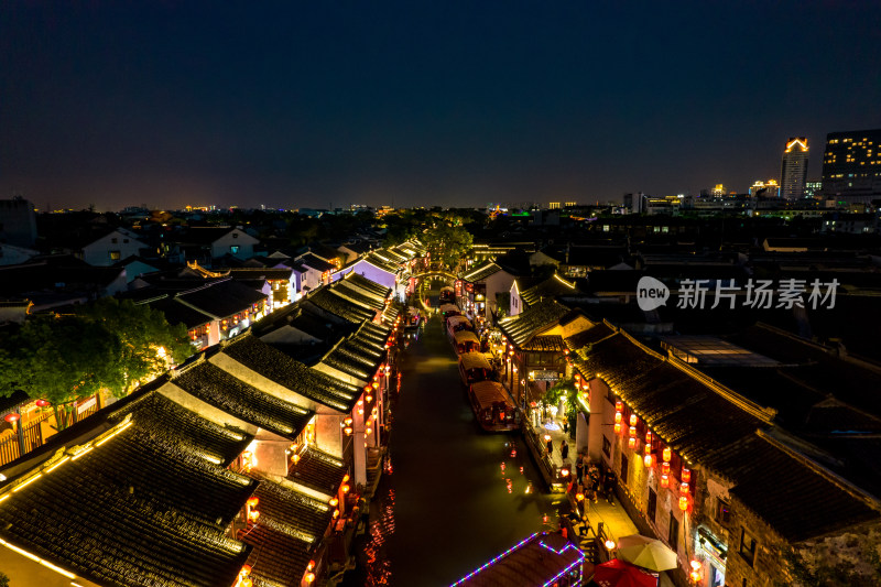 江苏苏州山塘街夜景航拍图