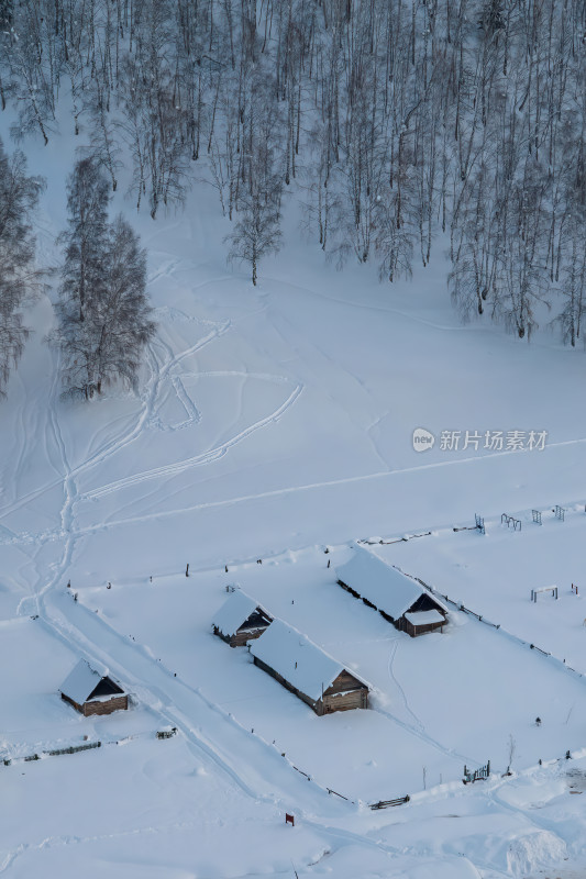 新疆北疆阿勒泰禾木冬季雪景童话世界航拍