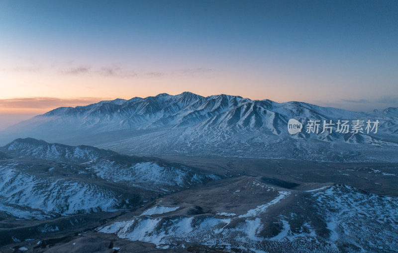 航拍日出金色山脉云海全景图拉脊山