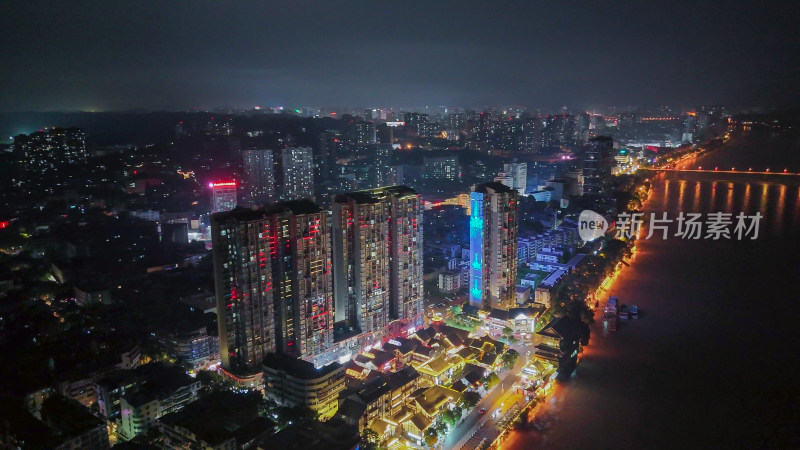 航拍四川乐山上中顺特色街区夜景摄影图