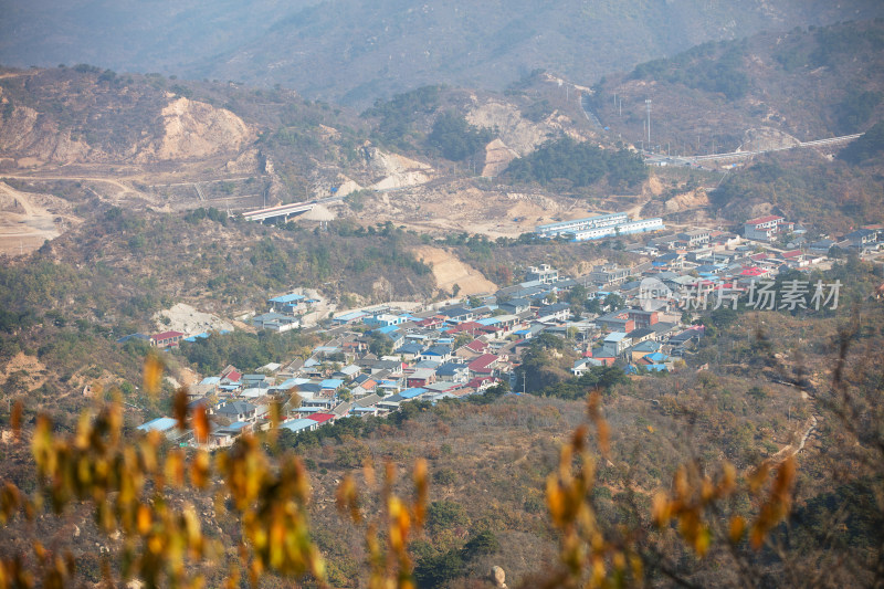 大山窝里的村庄