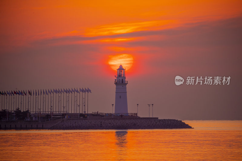 海上日出