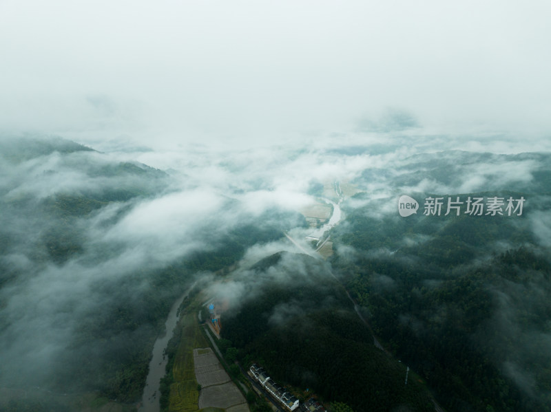 国风古建筑烟雨江南意境