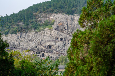 中国河南洛阳市龙门石窟远景