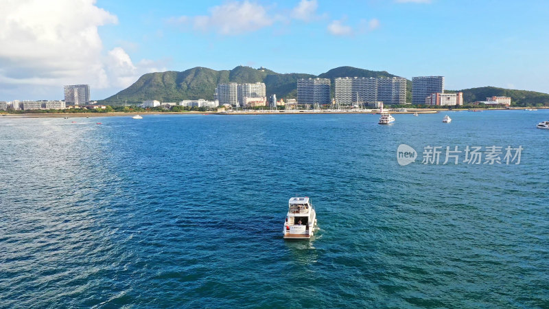 海南三亚海上游艇航拍