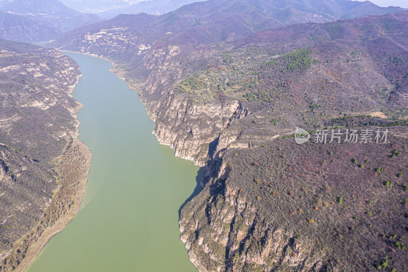 河南三门峡黄河丹霞自然风光航拍摄影配图