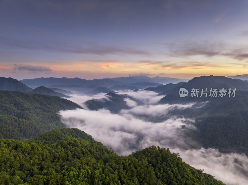 高山云海日出