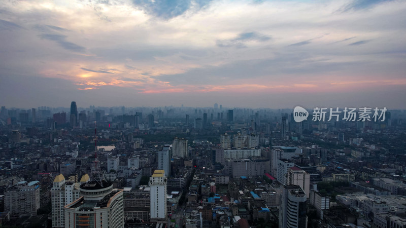 江西南昌城市大景日出彩霞航拍图