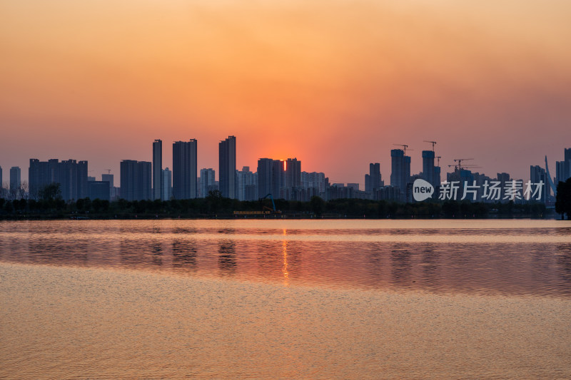 武汉金银湖的日落