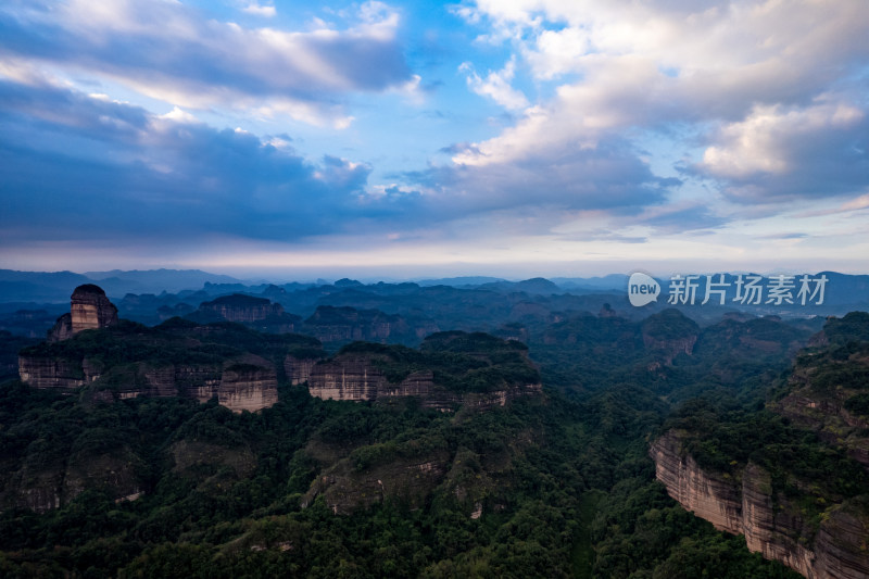 韶关丹霞山晚霞日落航拍图