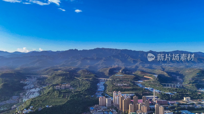 陕西宝鸡巍峨大山 航拍图