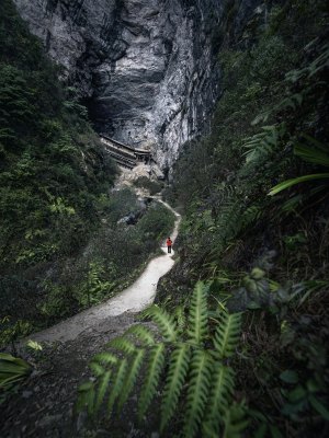 江油乾元山金光洞