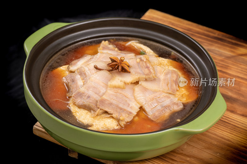 咸肉素鸡煲