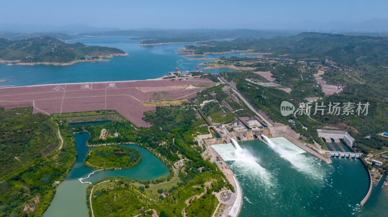 河南黄河小浪底水利枢纽水库大坝航拍