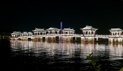 潮州广济桥中式古桥夜景