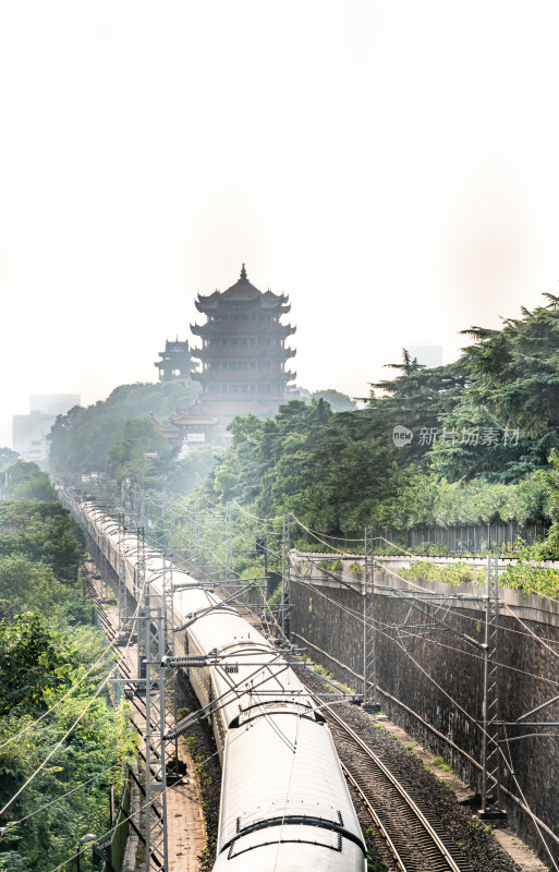 湖北武汉武昌京广铁路黄鹤楼白云阁