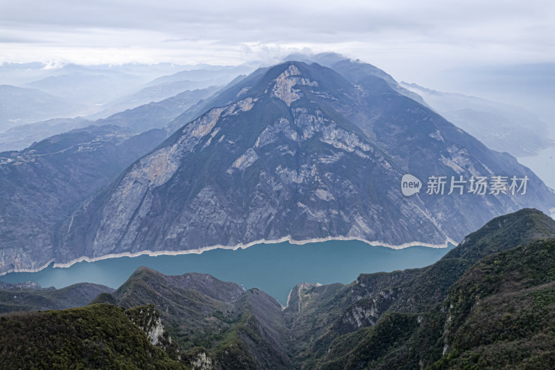 震撼长江三峡壮美山河航拍摄影配图