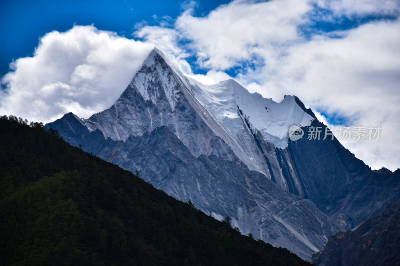 稻城三神山