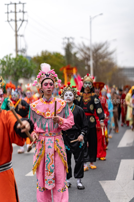 广东潮汕中国非遗英歌舞古镇戏曲盛装巡游