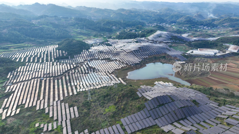 4k航拍贵州山区光伏发电站 新能源发电