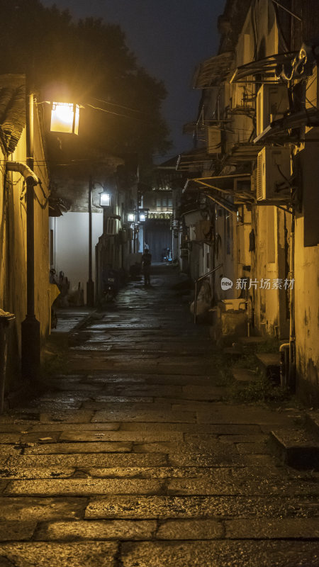 绍兴仓桥直街街道夜景