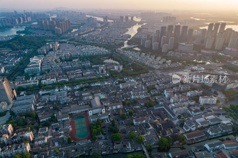 浙江绍兴城市清晨航拍摄图