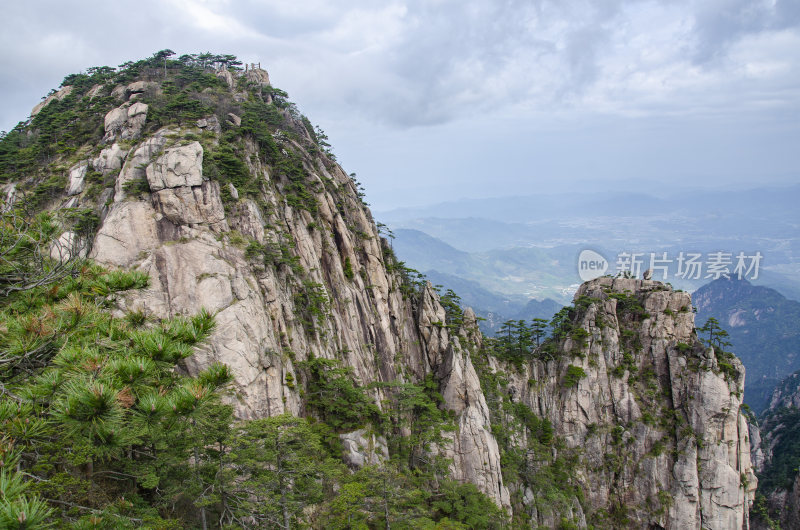 黄山松崖绝壁 险峻山峦 峰峦叠嶂