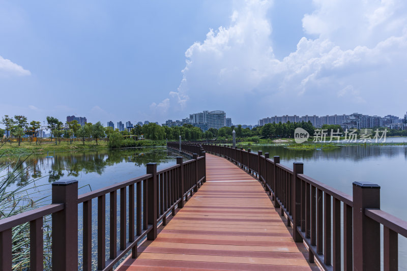 武汉洪山区南湖幸福湾公园风景