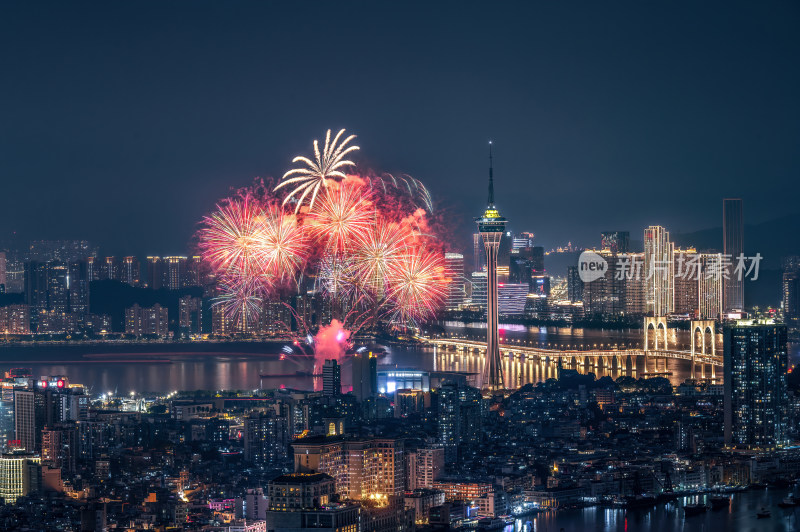 澳门半岛新葡京澳门塔CBD夜景烟花秀