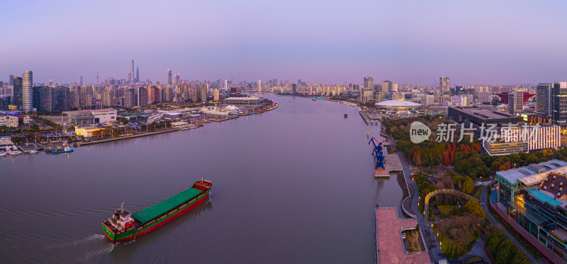 航拍上海黄浦江江畔日落美景