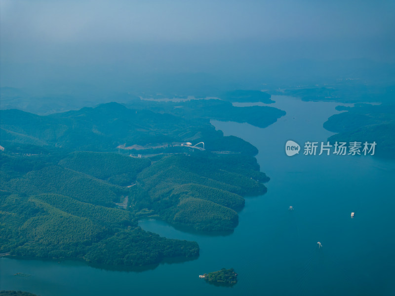 夏季白天航拍常州溧阳天目湖自然风光