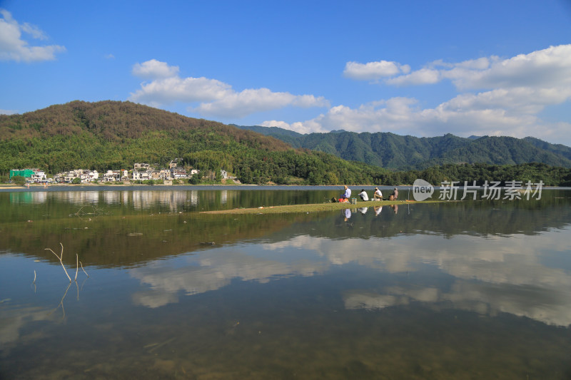 秀丽安徽黄山奇墅湖唯美湖景