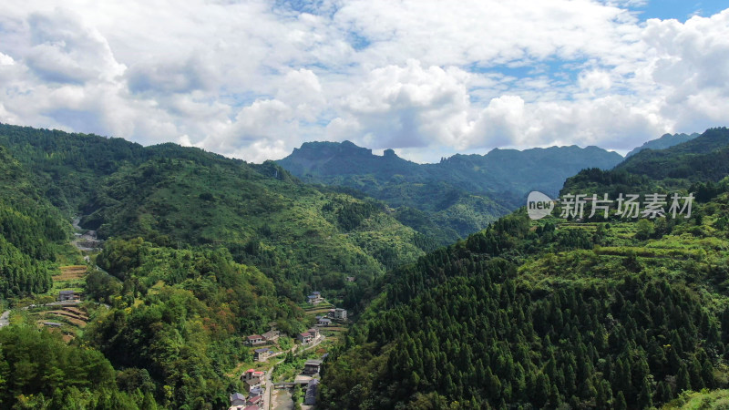 航拍湖南张家界巍峨大山