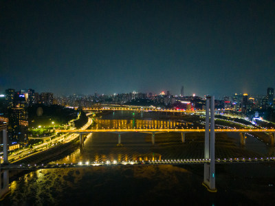 重庆长江桥梁交通夜景航拍图