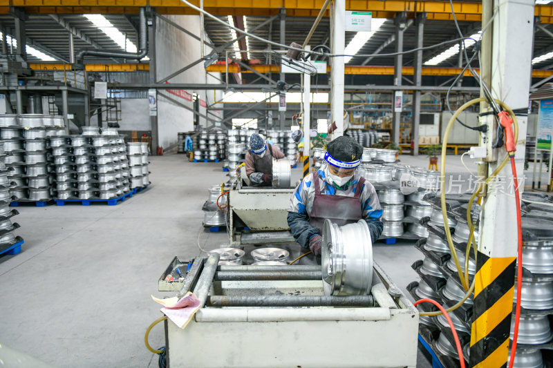 铝企业生产加工 汽车轮毂生产车间