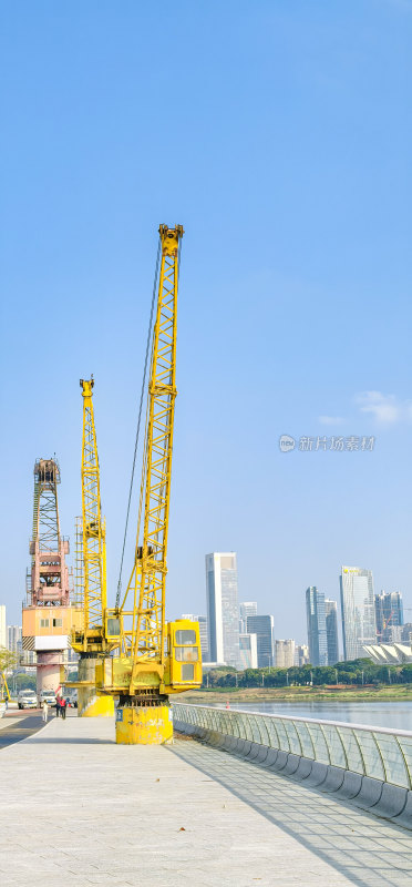 佛山市禅城区东平路澜石港起重机