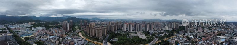 广东东莞：航拍暴雨过后的清溪镇城市风光