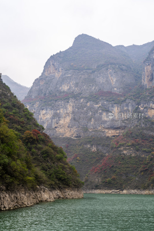 重庆市巫山县大宁河小三峡山川峡谷秋景