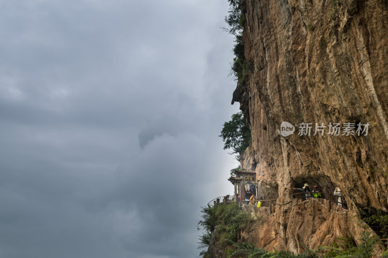 云南西山龙门