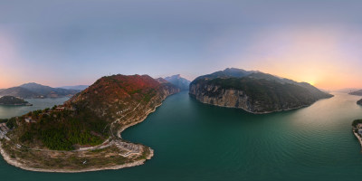 长江三峡奉节瞿塘峡傍晚球形全景