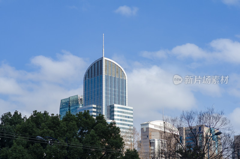 上海城市风光，港陆广场大厦