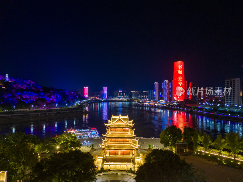 四川宜宾和江楼夜景航拍图