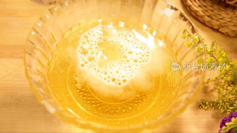 玻璃碗装啤酒白酒料酒