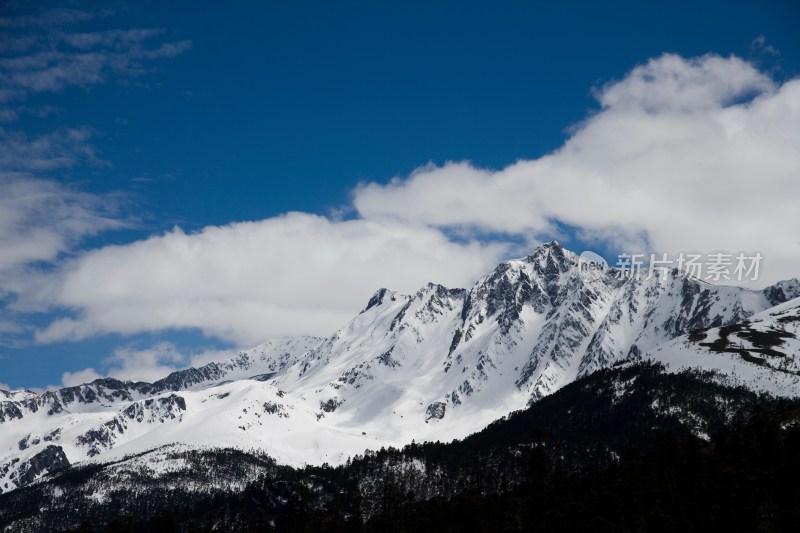 白马雪山